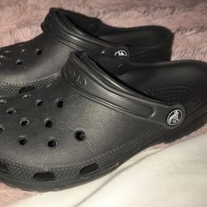 Black Crocs